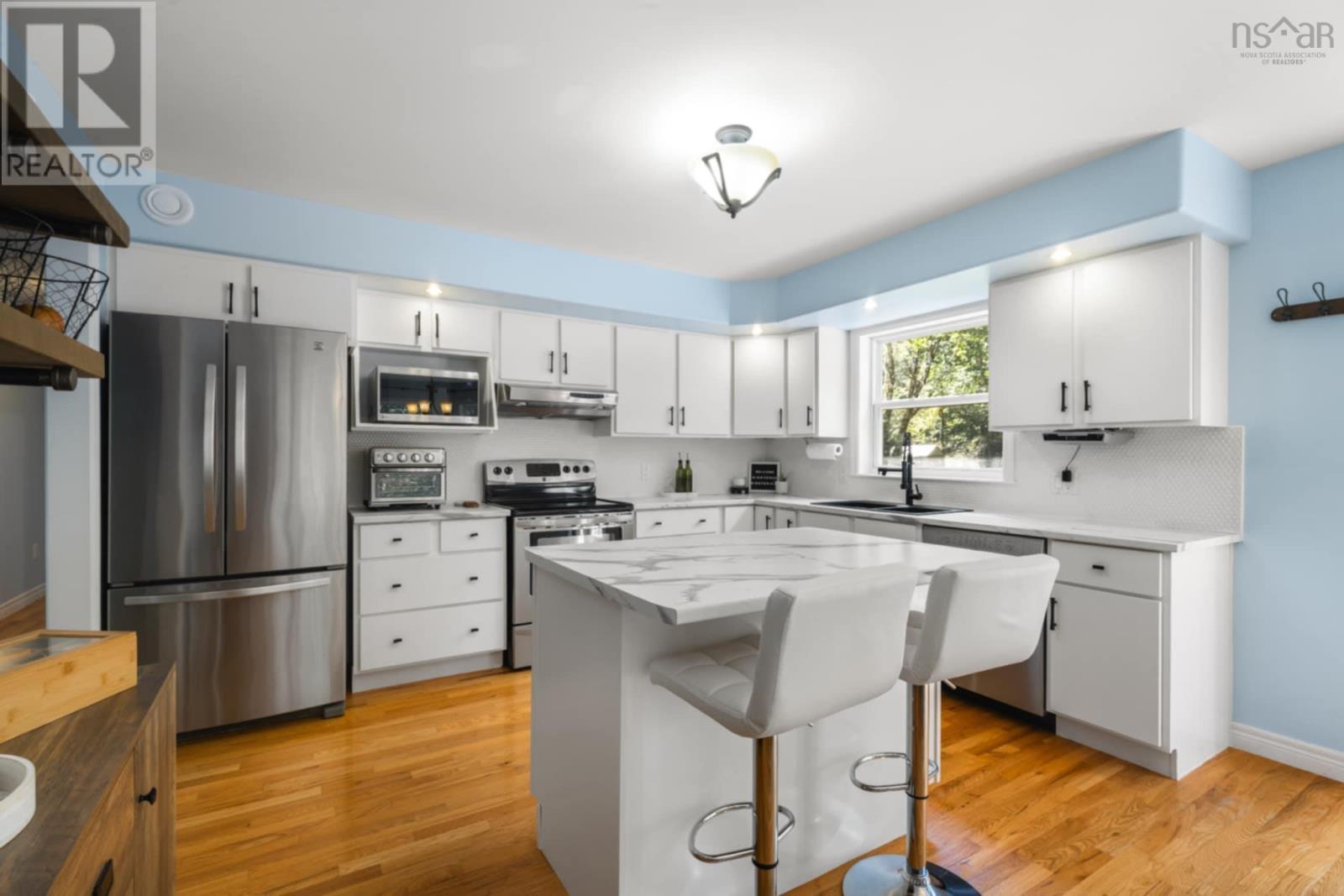 Property 24 of 31 of 198 Tattenham Crescent