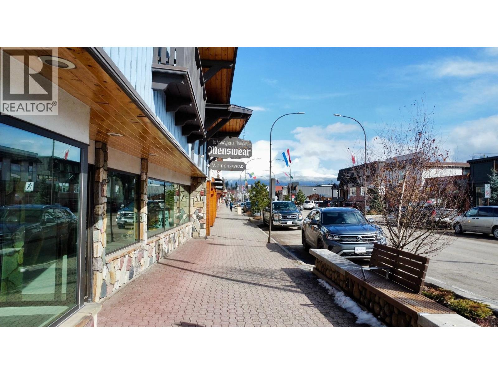 1161 MAIN Street, Smithers