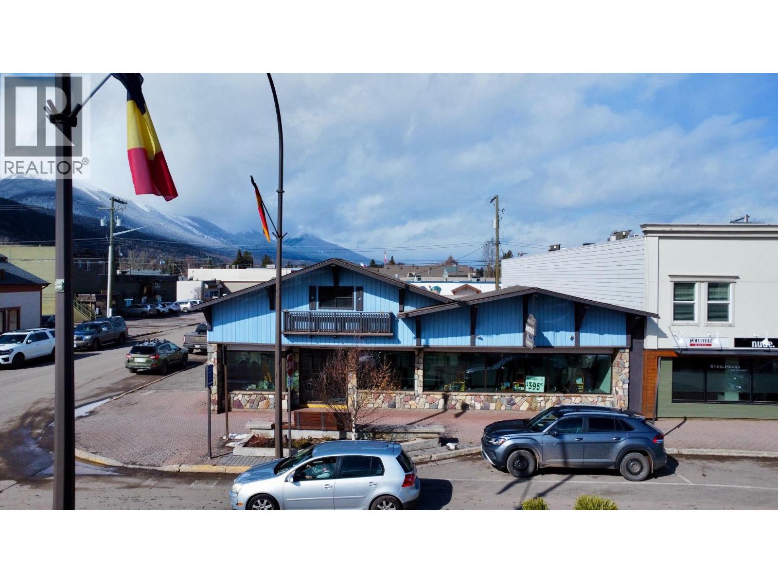 1161 MAIN Street, Smithers