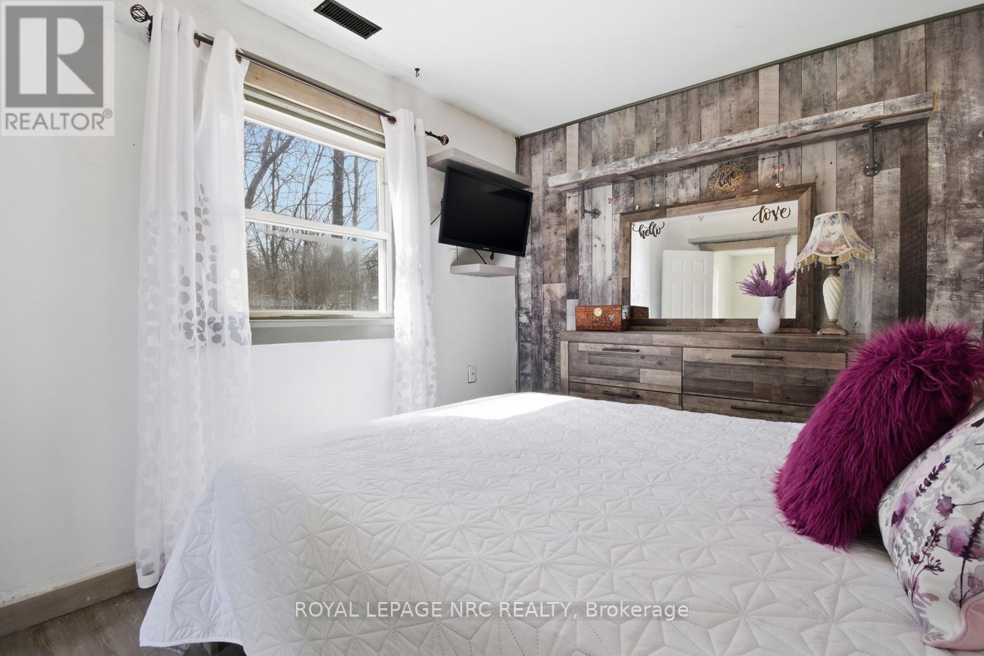 529 ROSEHILL ROAD - 12