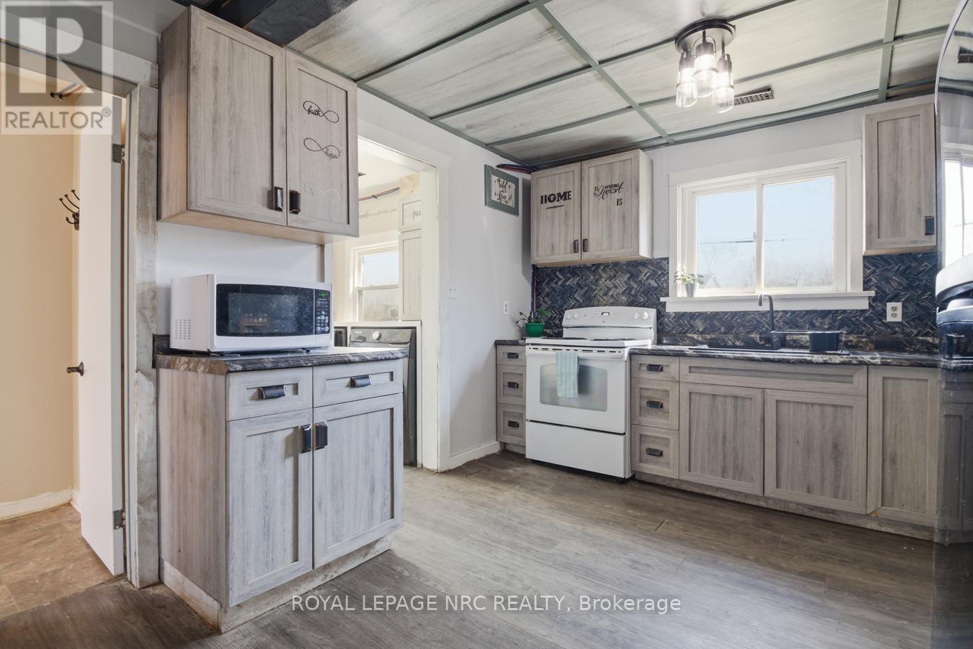 529 ROSEHILL ROAD - 5