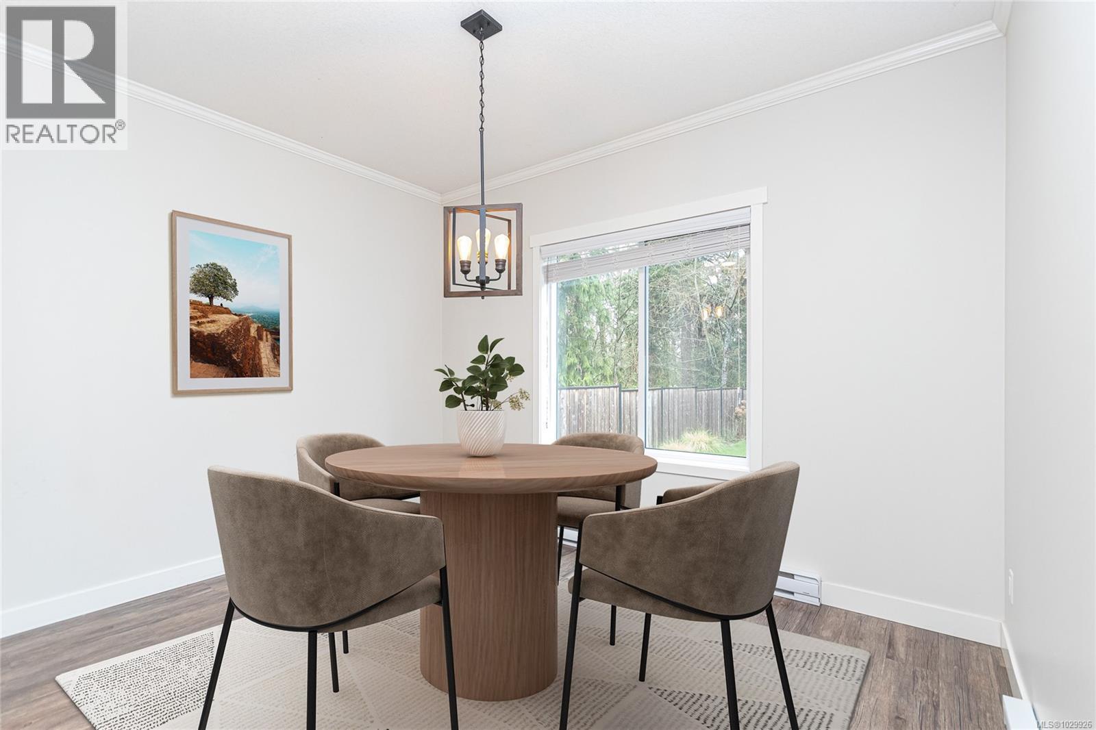 17 SAANICH RIDGE DR - 10