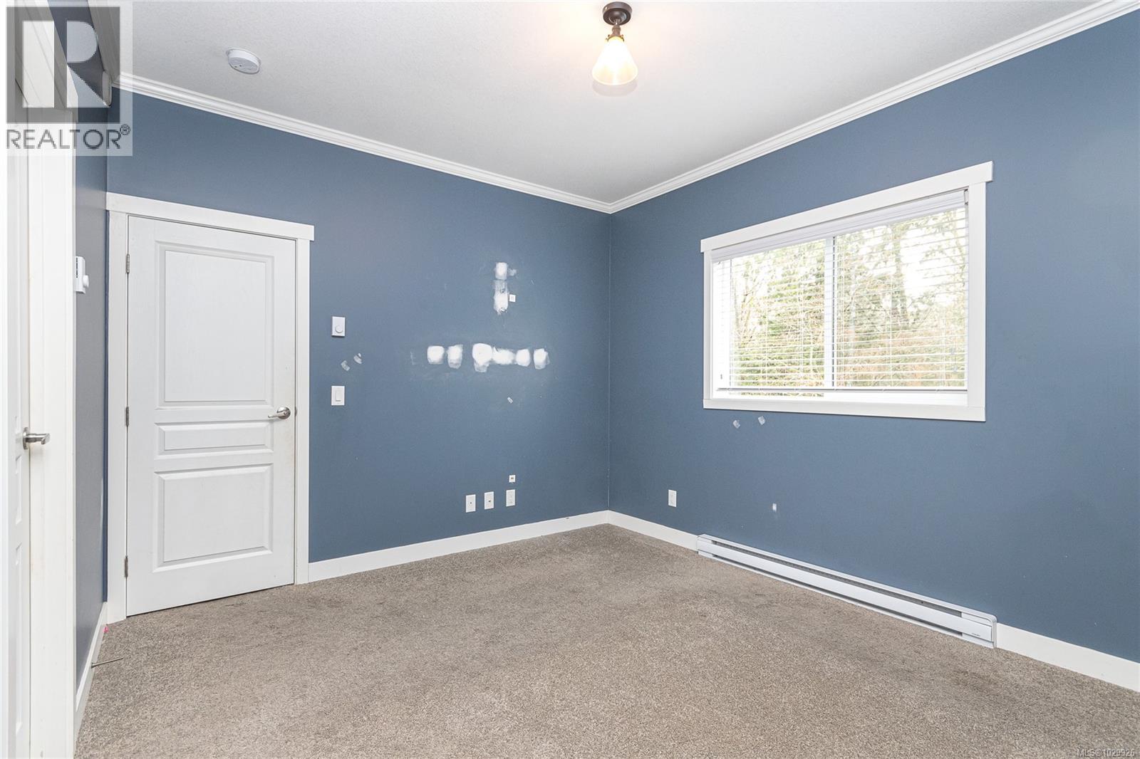 17 SAANICH RIDGE DR - 21