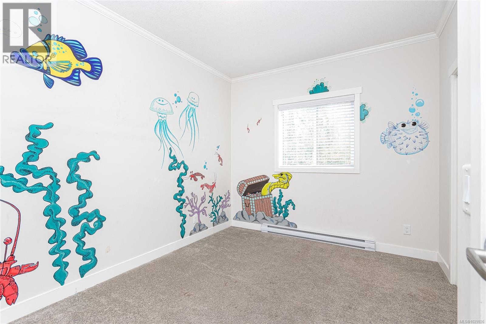 17 SAANICH RIDGE DR - 24