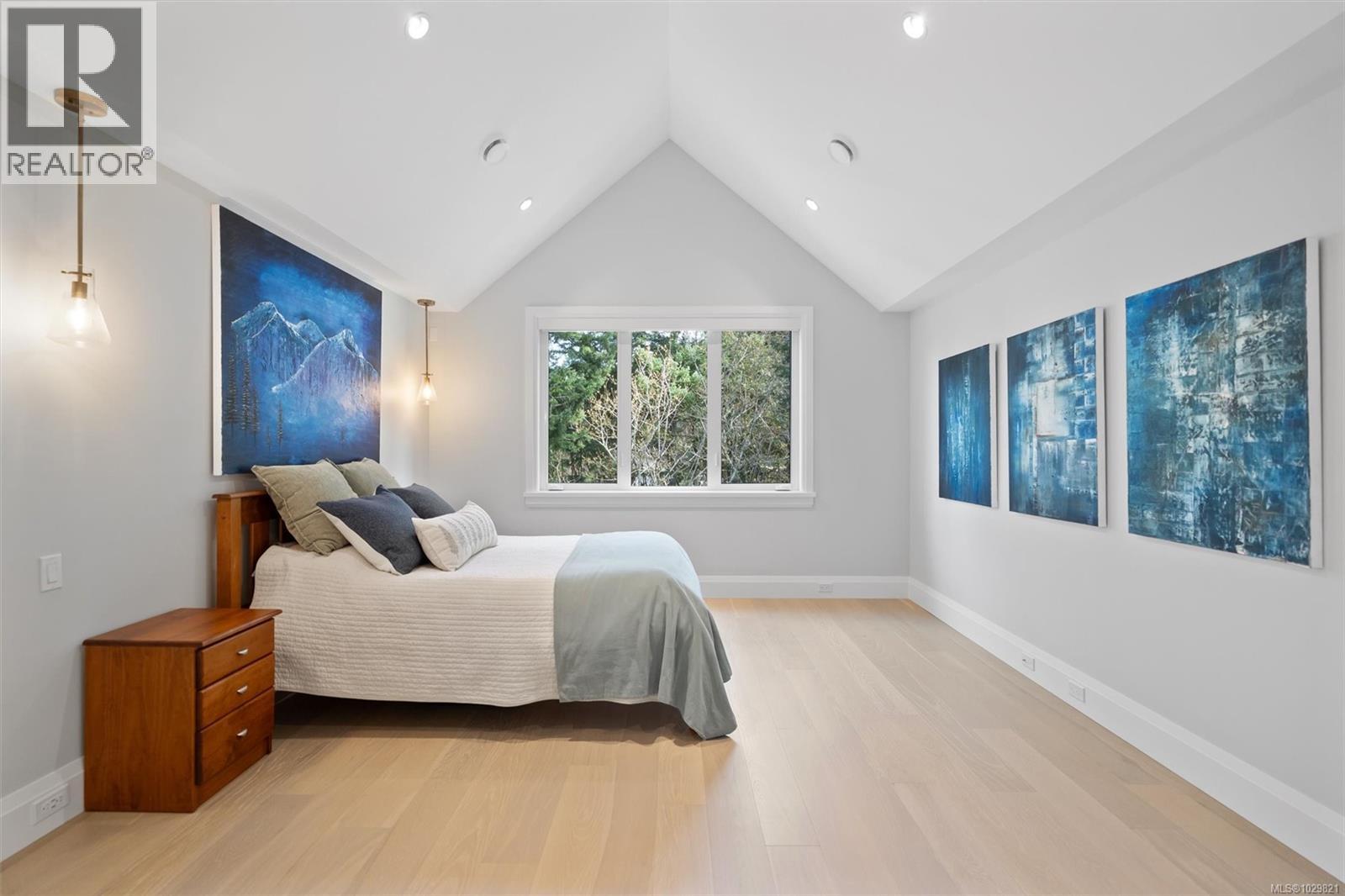 2006 PINEHURST TERR - 22