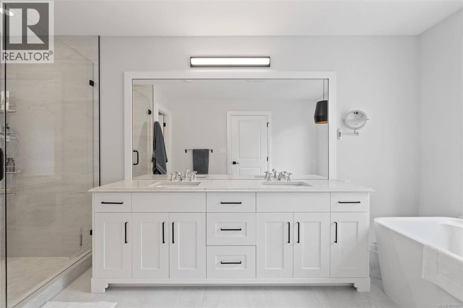 2006 PINEHURST TERR - 26