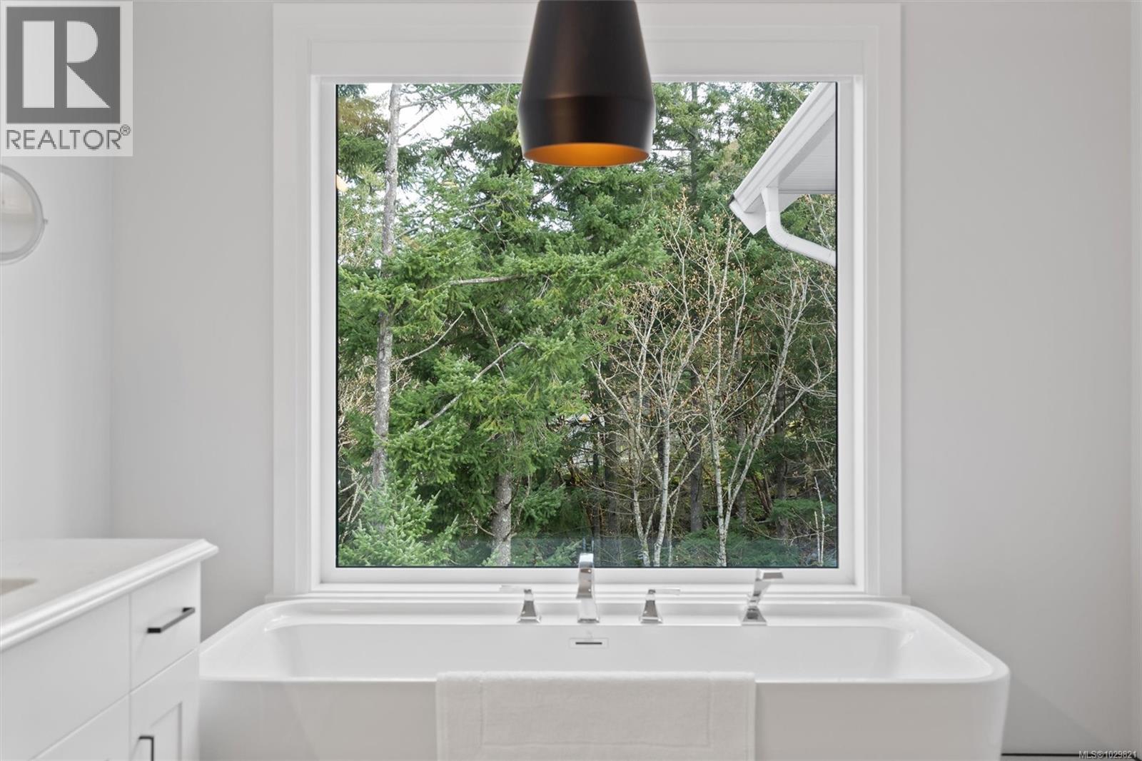 2006 PINEHURST TERR - 27