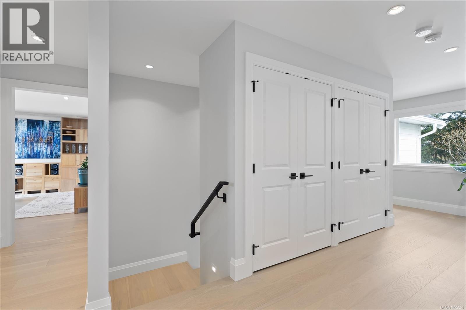 2006 PINEHURST TERR - 32