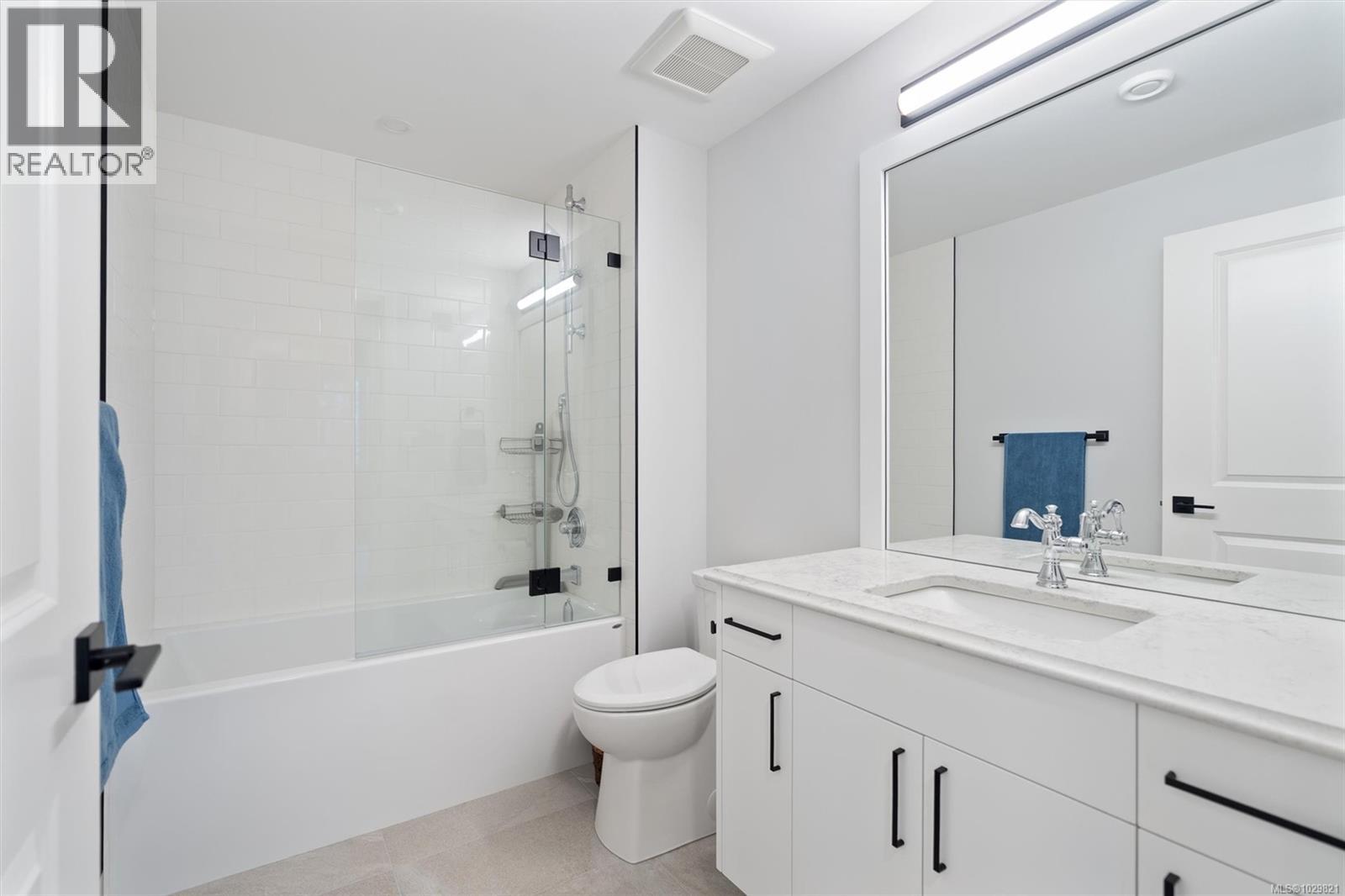 2006 PINEHURST TERR - 36