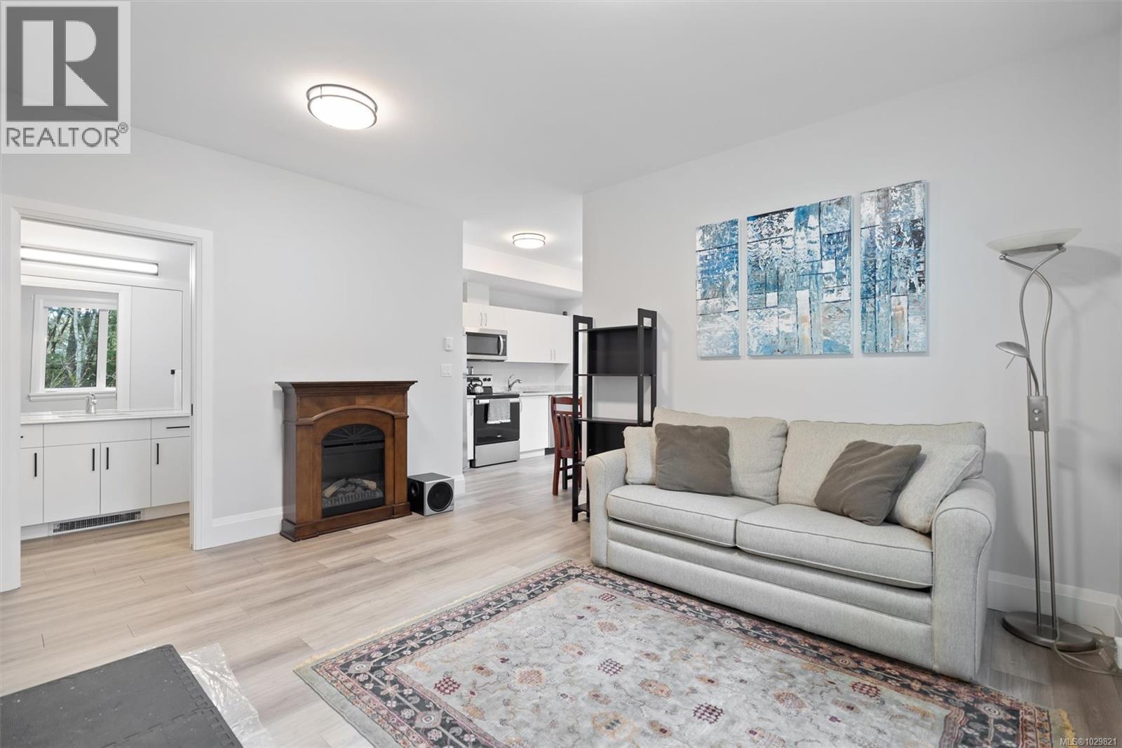 2006 PINEHURST TERR - 40