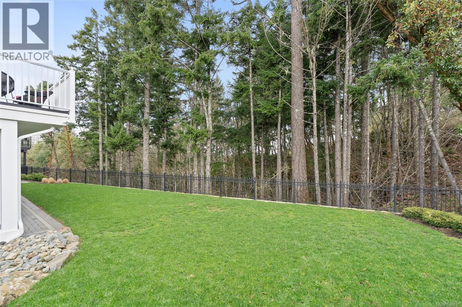 2006 PINEHURST TERR - 49