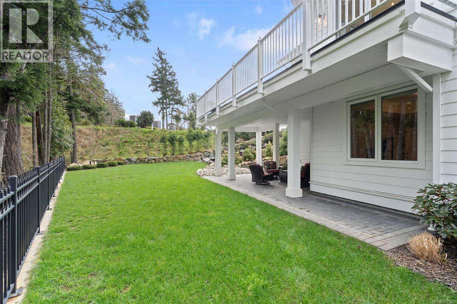 2006 PINEHURST TERR - 50