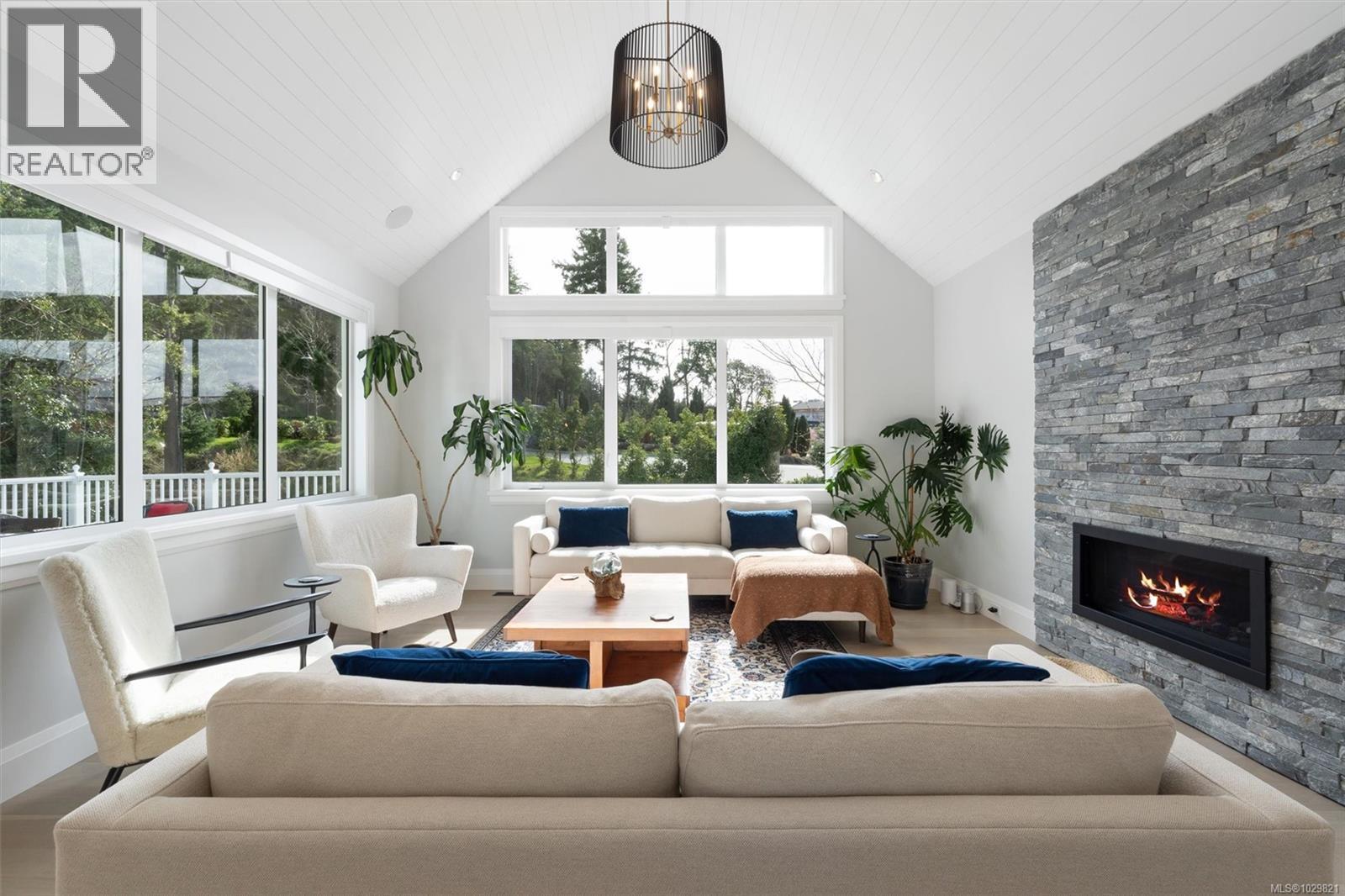 2006 PINEHURST TERR - 8