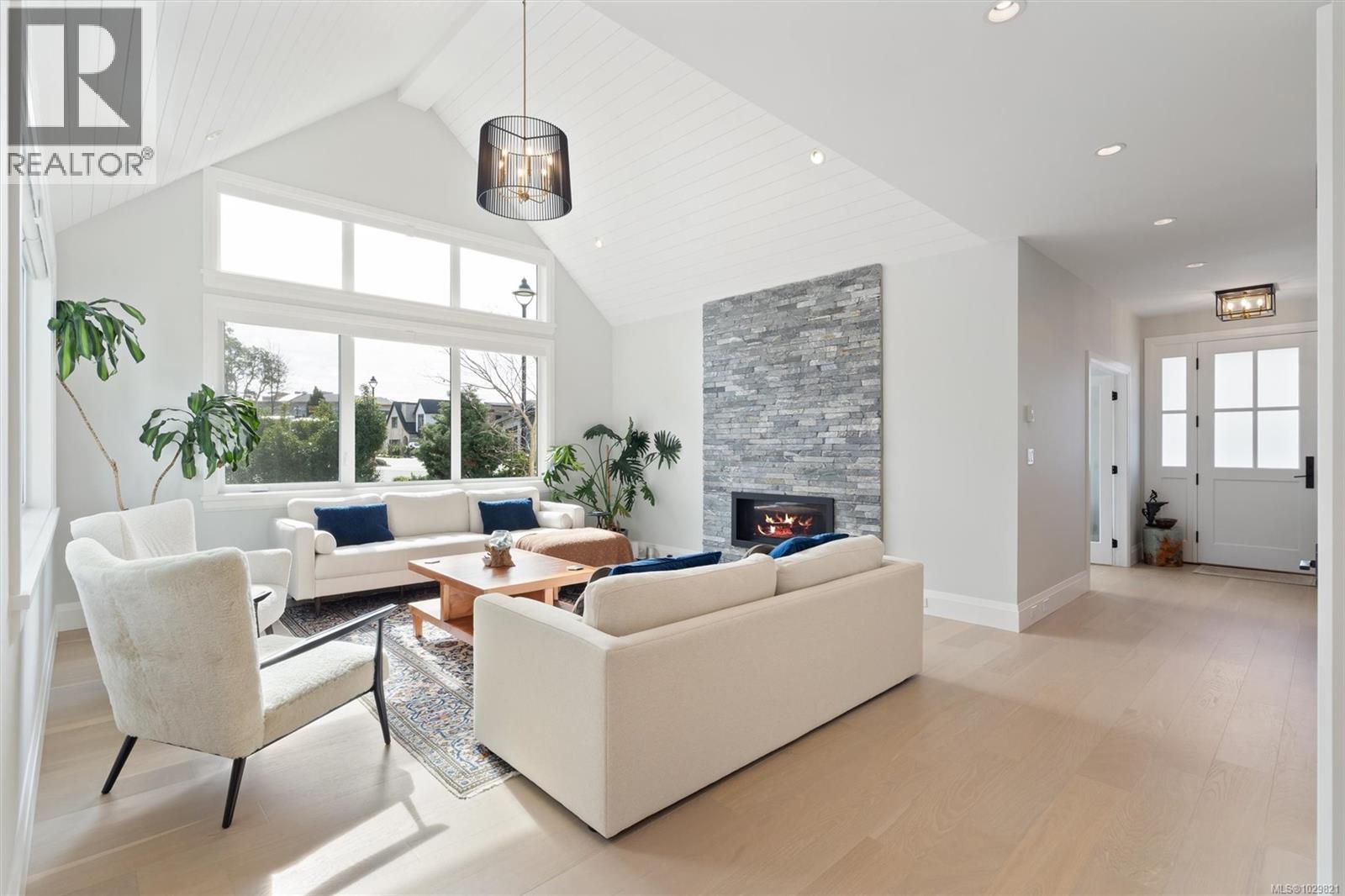 2006 PINEHURST TERR - 9