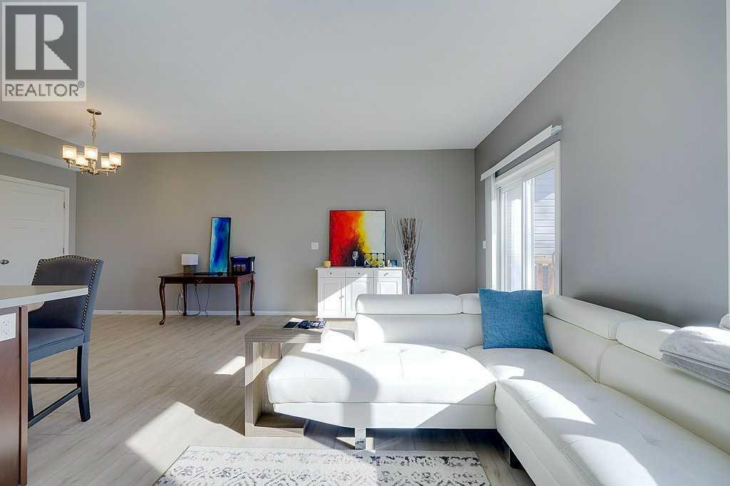 5301 Windward Place, Sylvan Lake