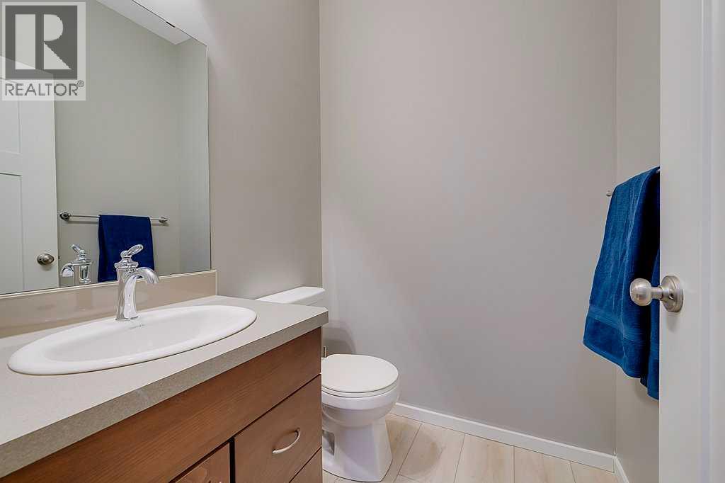 5301 Windward Place, Sylvan Lake