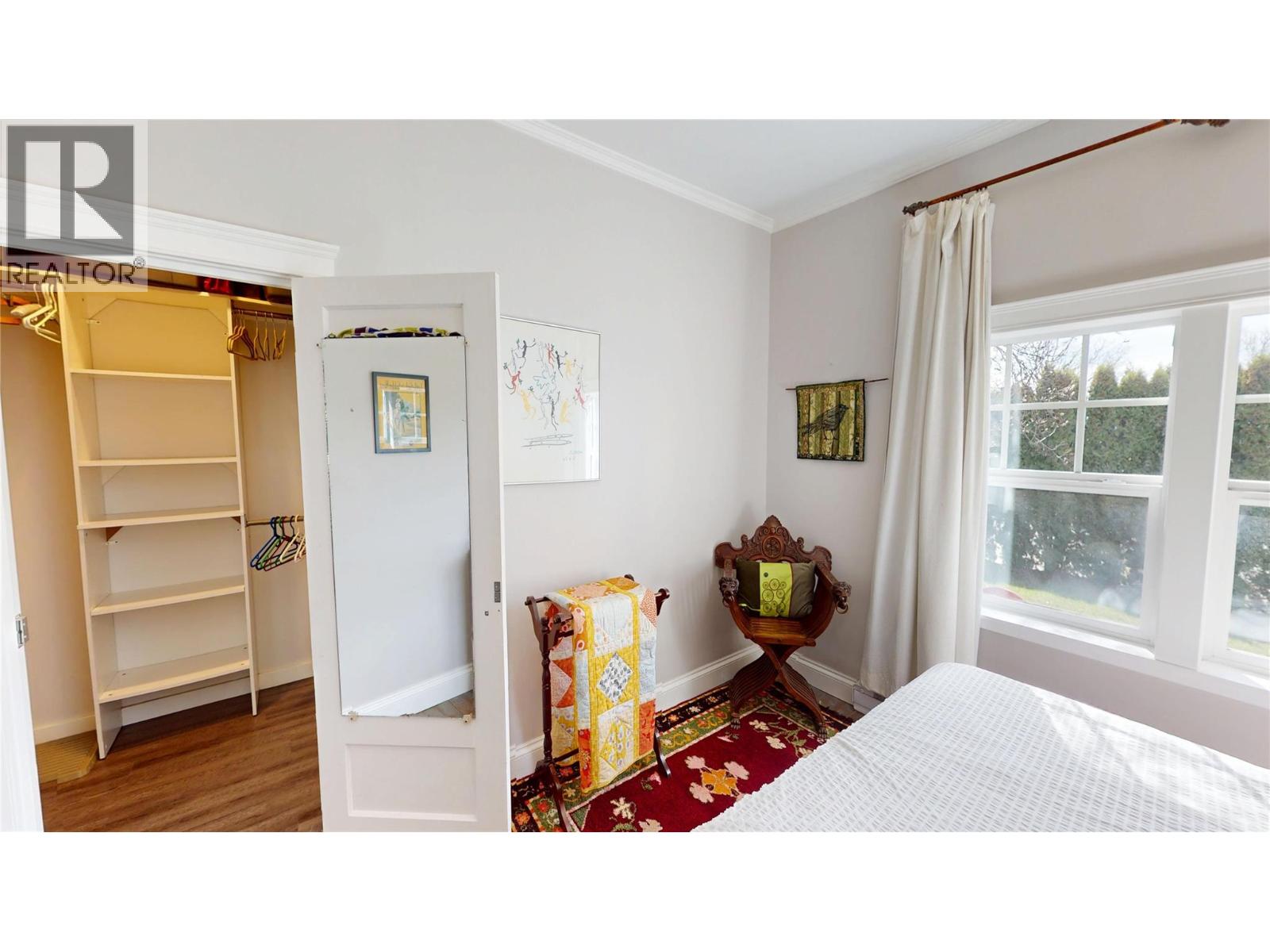 1210 - 1212 HILLSIDE Street, Creston