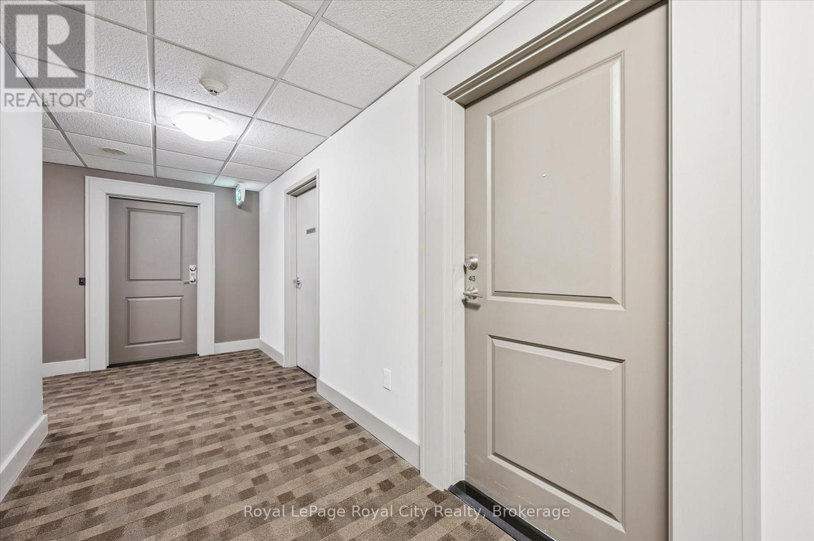#413 150 WELLINGTON STREET E - 37
