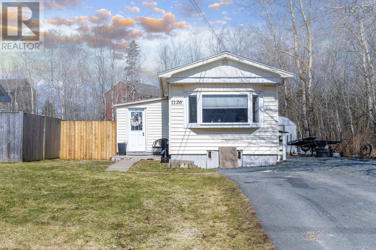 Property photo of 1126 Highway 2 Highway