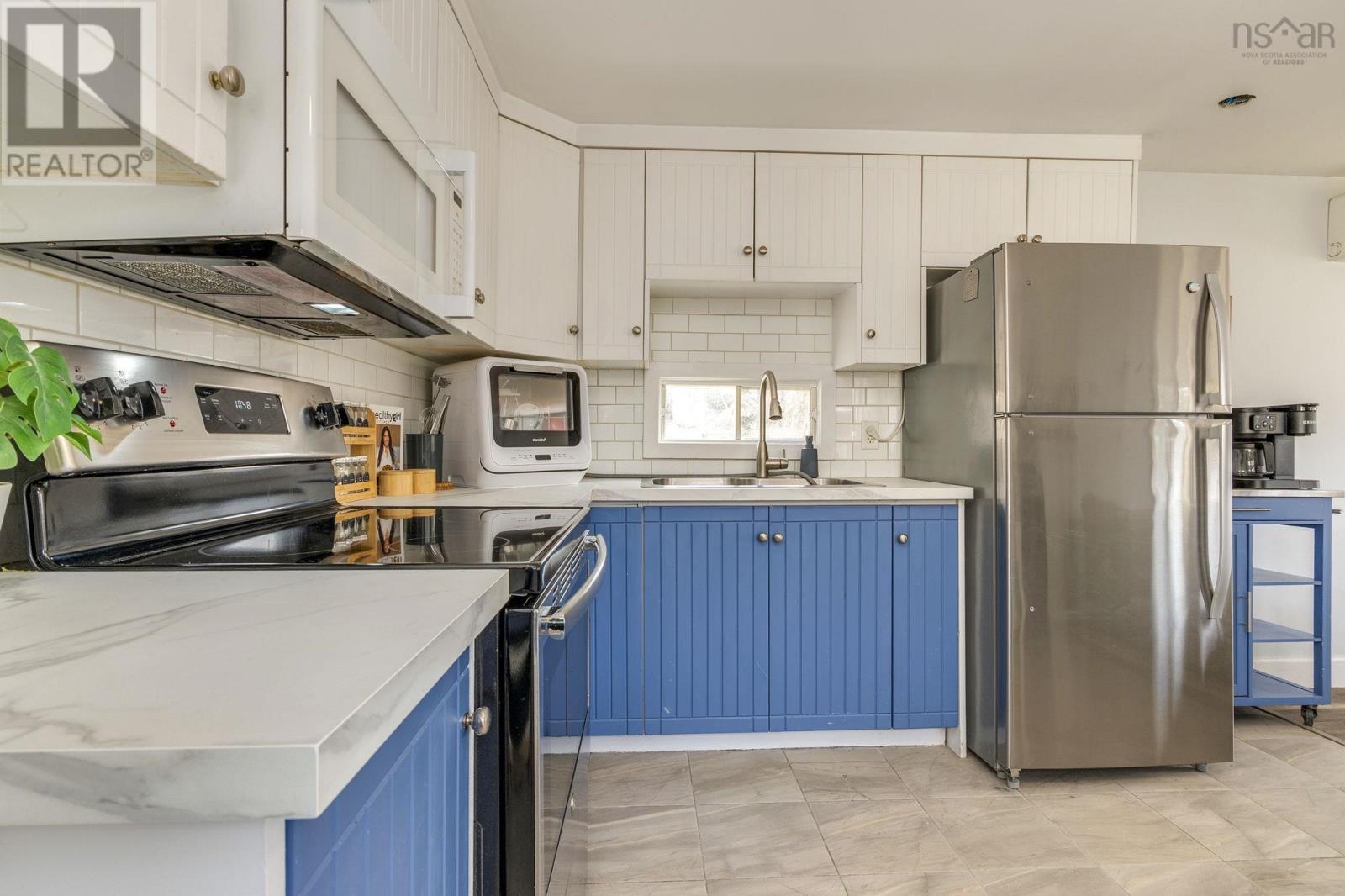 Property 2 of 34 of 1126 Highway 2 Highway