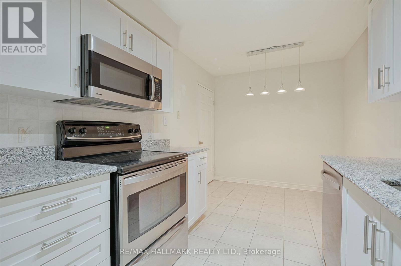 #511 35 MERTON STREET - 11