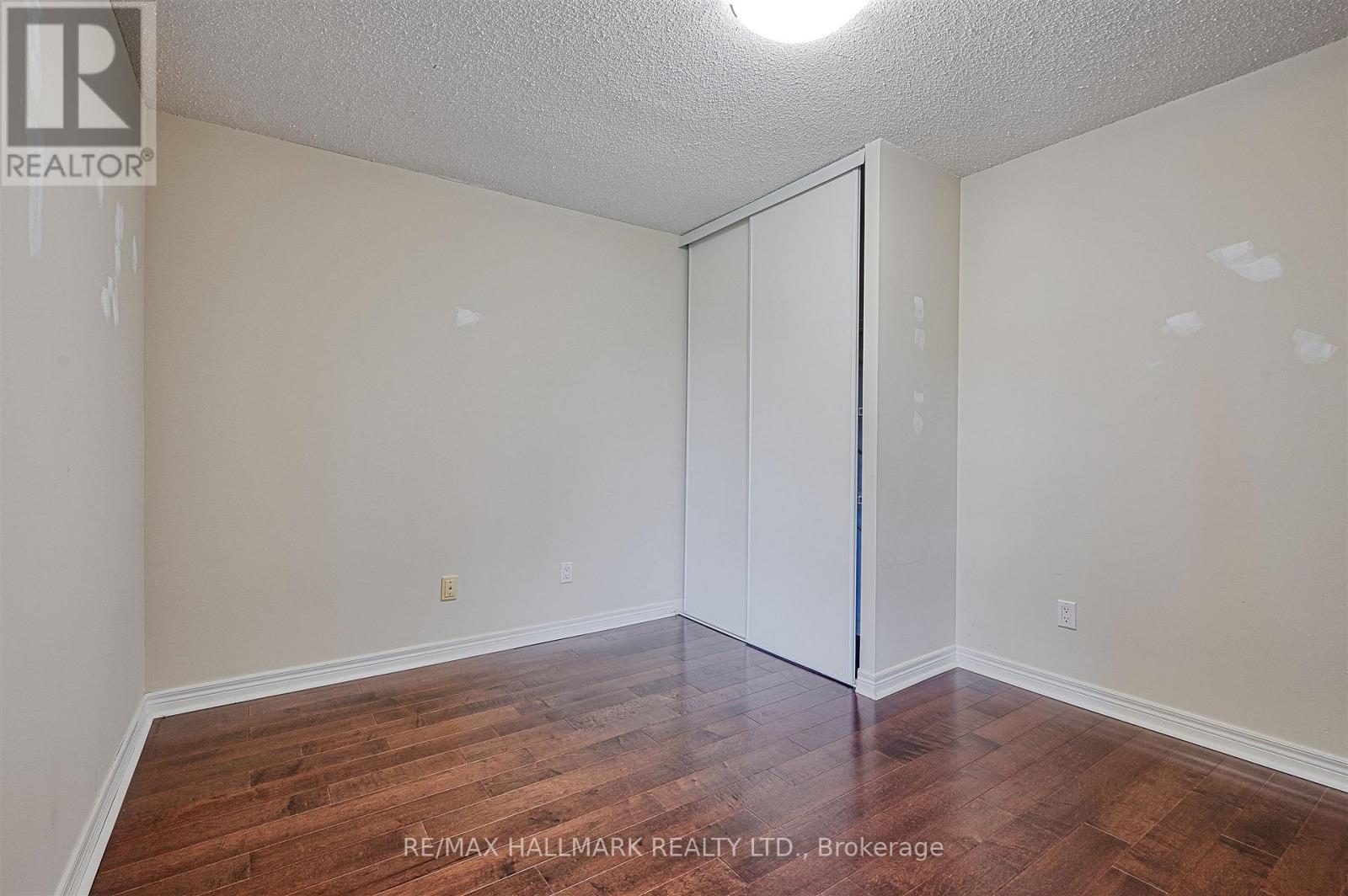 #511 35 MERTON STREET - 21