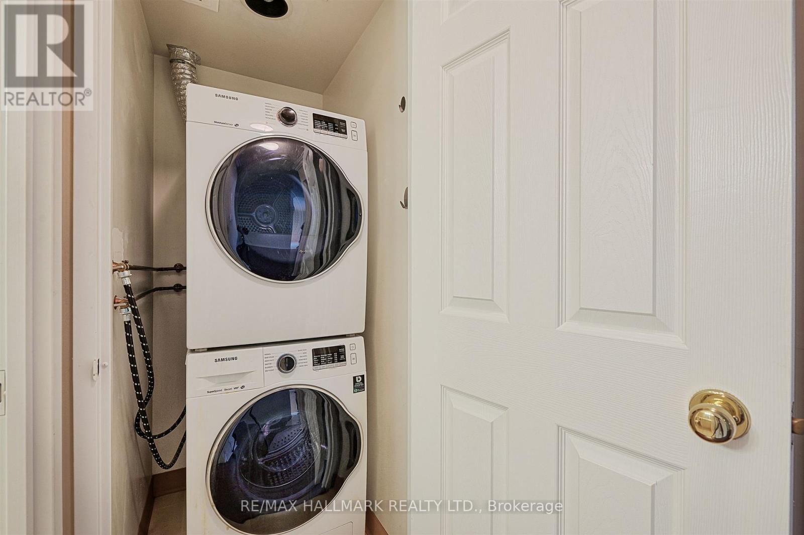 #511 35 MERTON STREET - 24