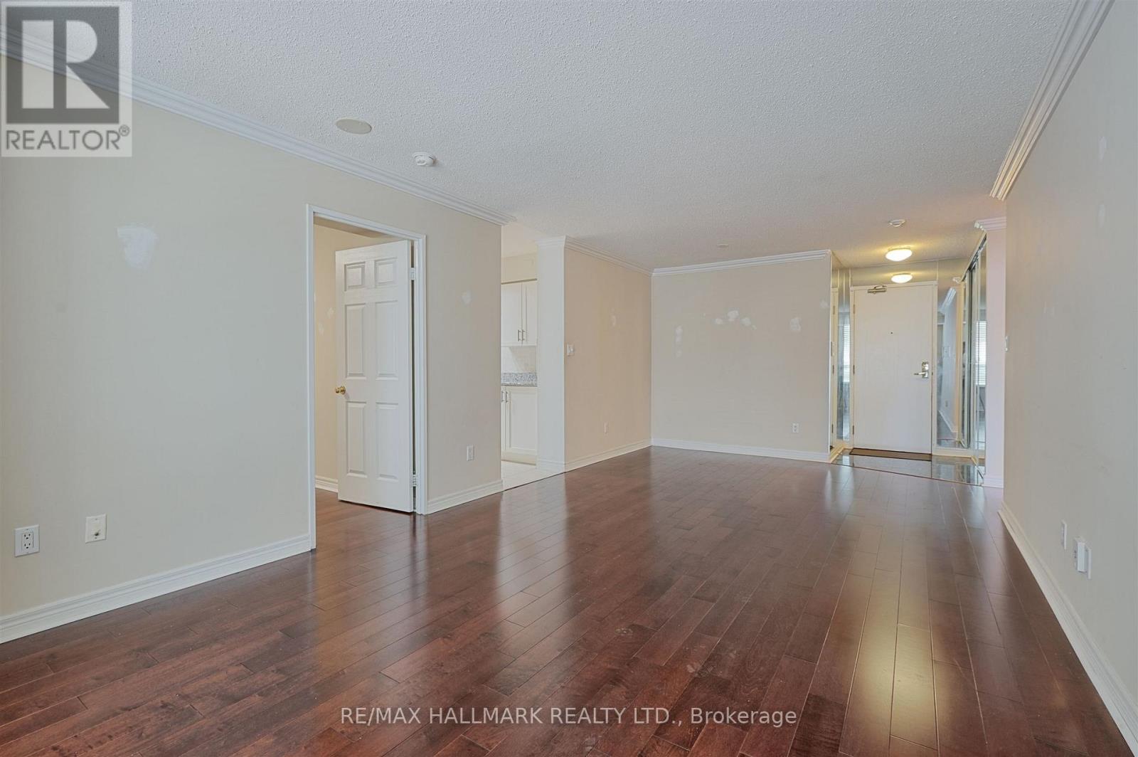 #511 35 MERTON STREET - 9