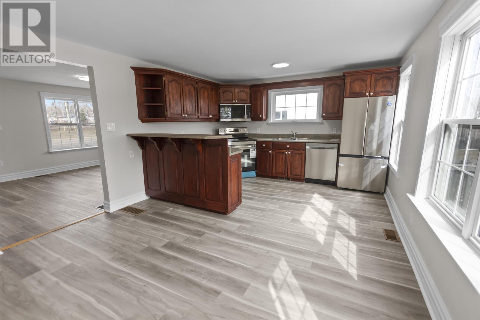 206 BELVEDERE AVENUE - 7