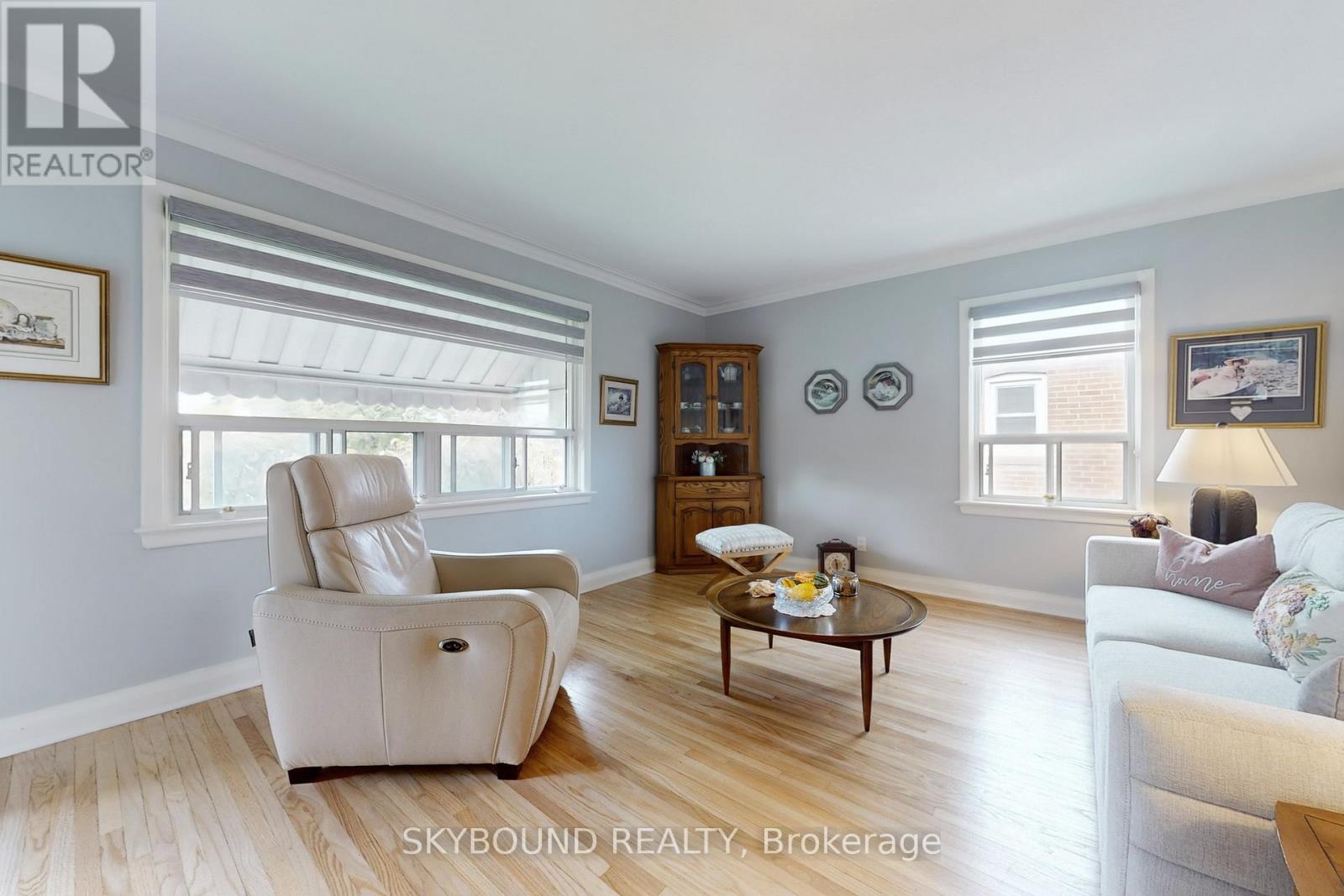 139 TOWER DRIVE - 3
