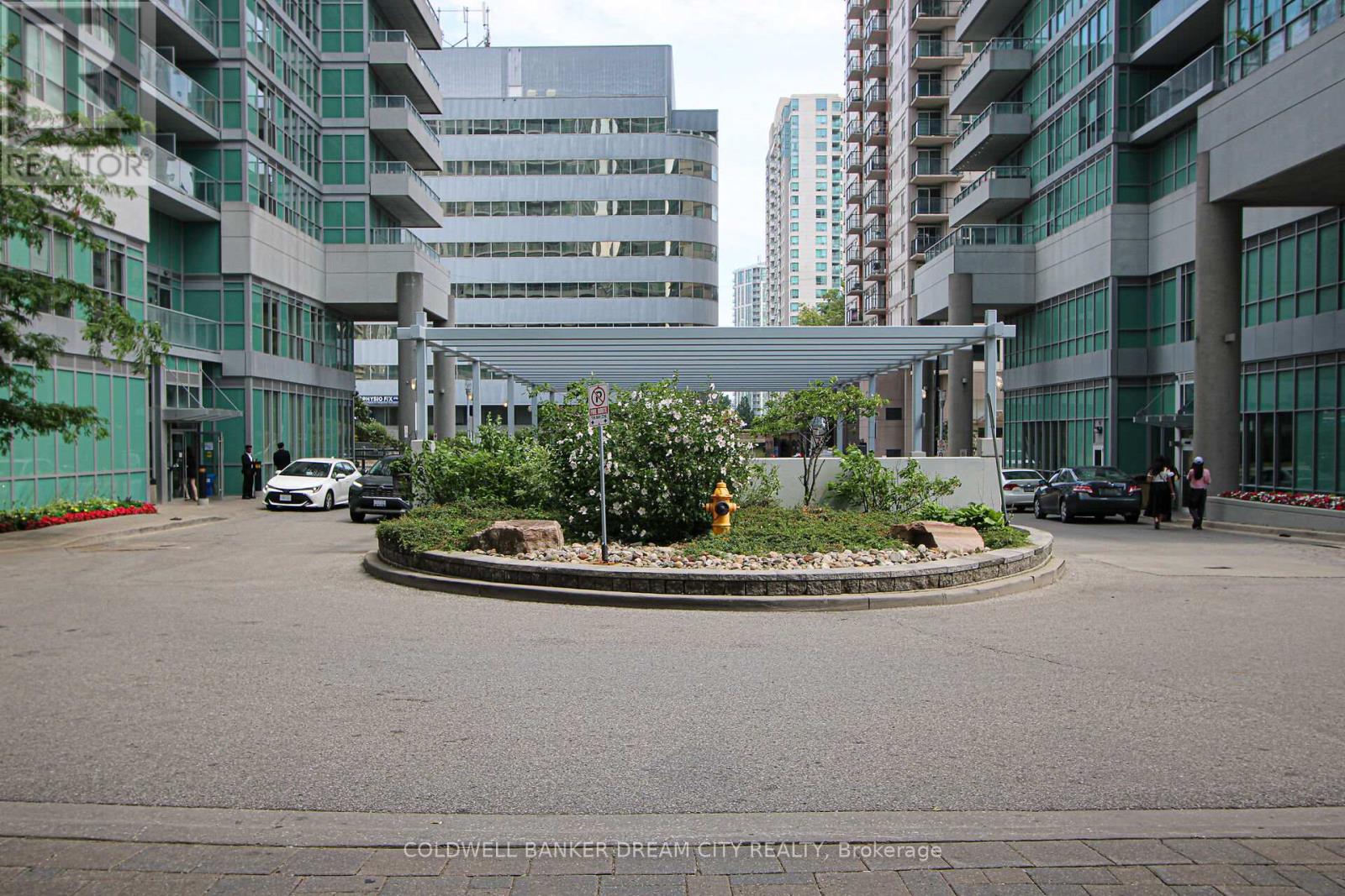 #1106 60 TOWN CENTRE COURT - 1