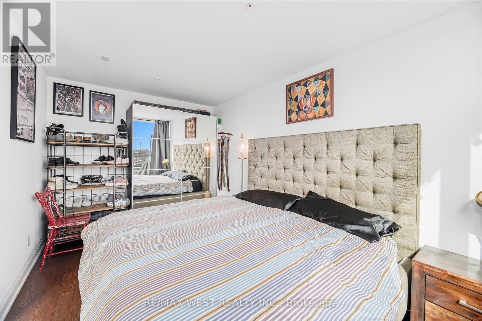 #110 12 WOODSTREAM BOULEVARD - 22