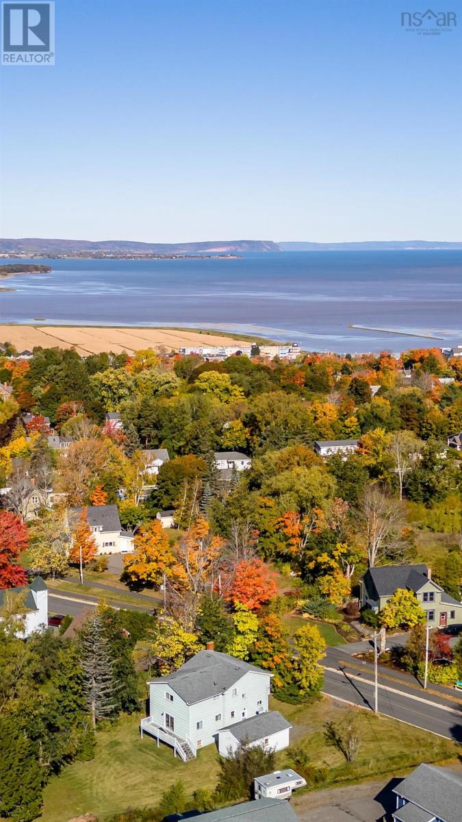 Property 16 of 19 of 76 Highland Avenue