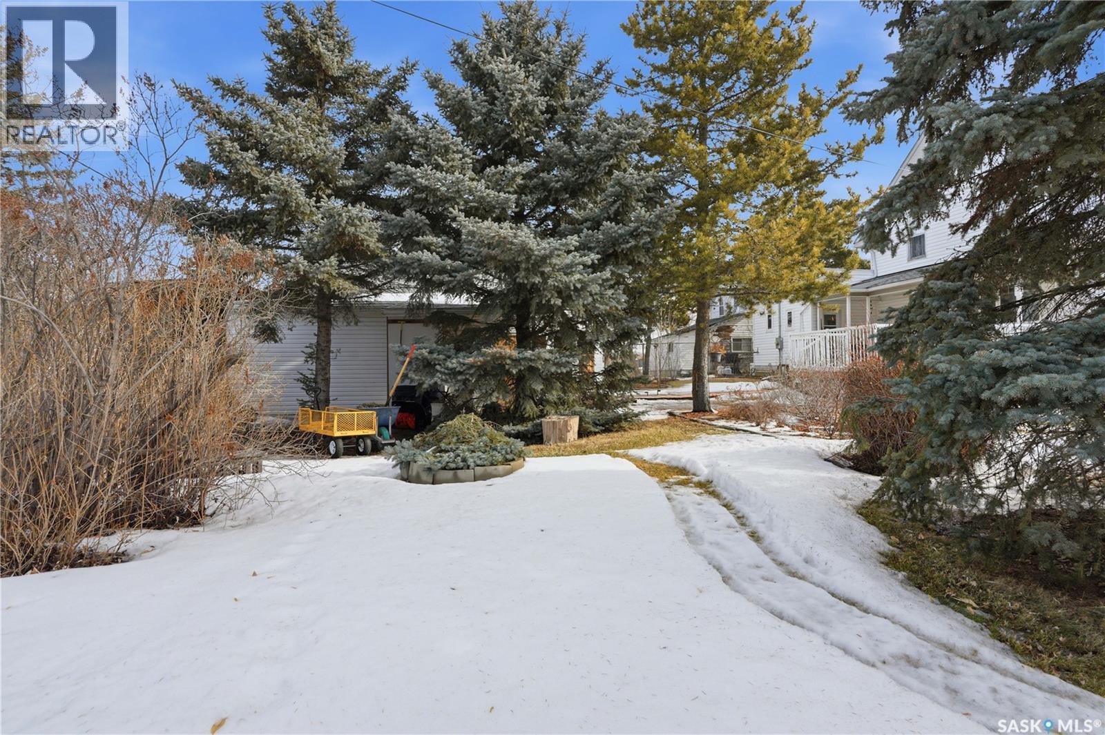 205 3rd AVENUE — photo 42