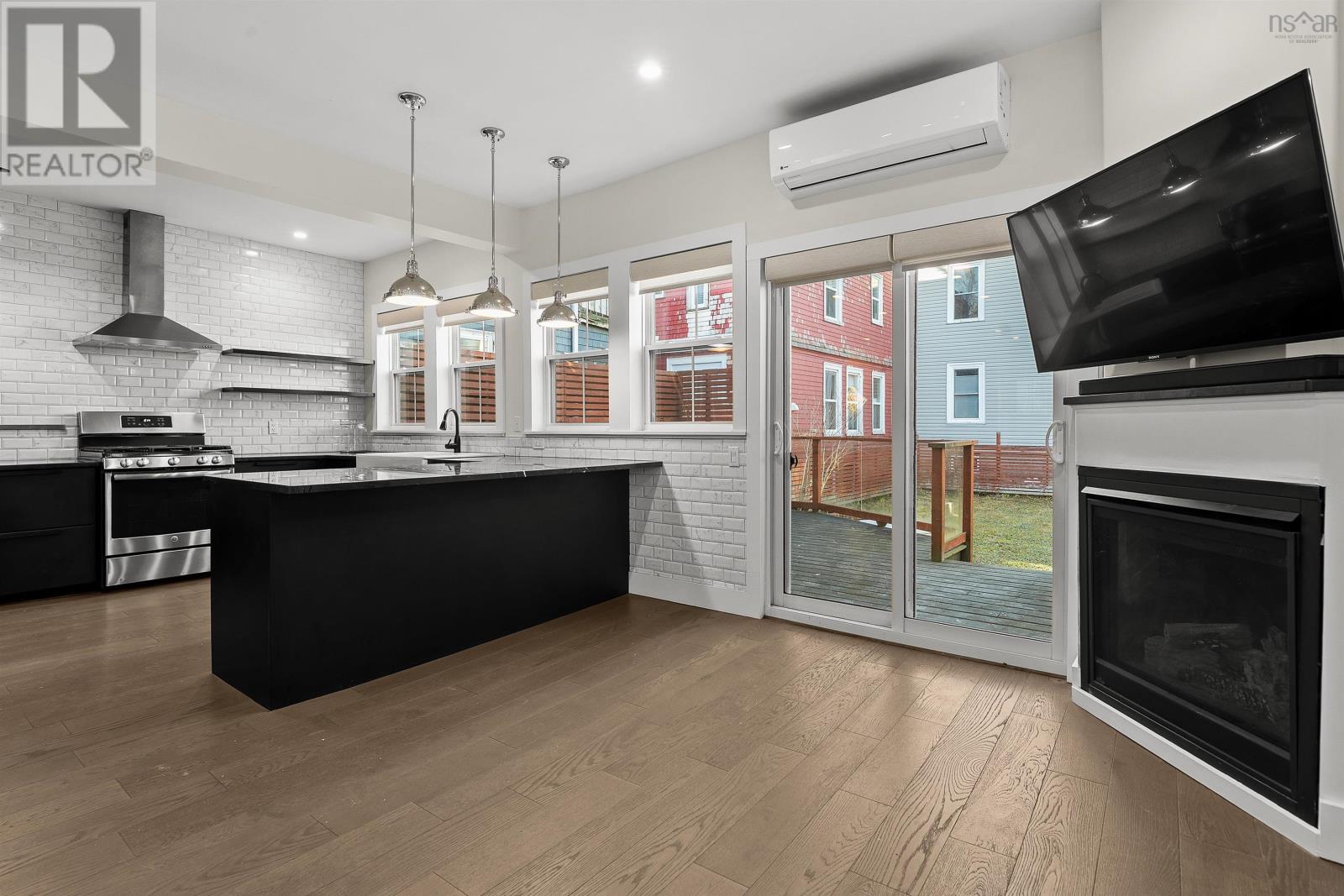 Property 24 of 50 of 5567 Black Street