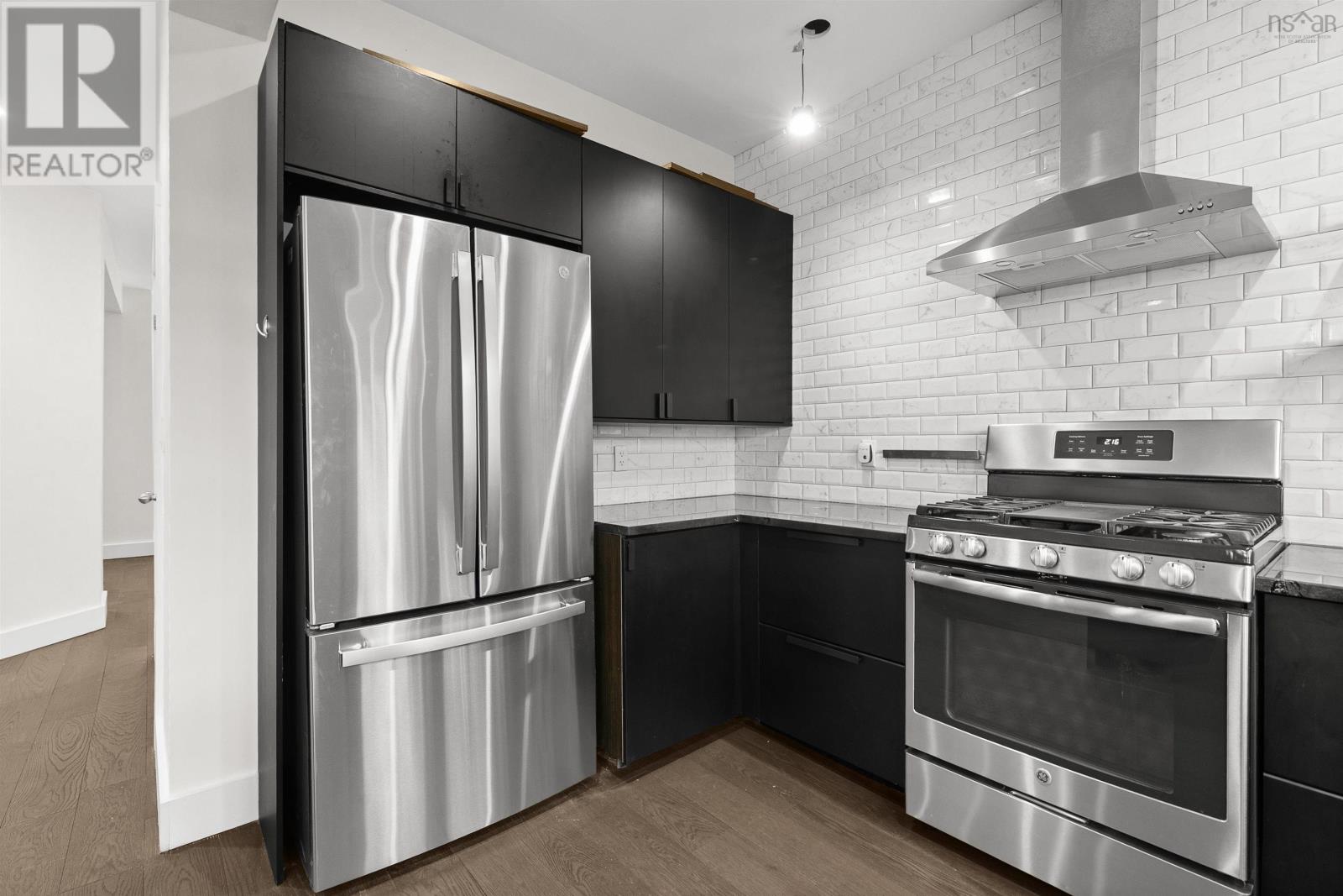 Property 34 of 50 of 5567 Black Street