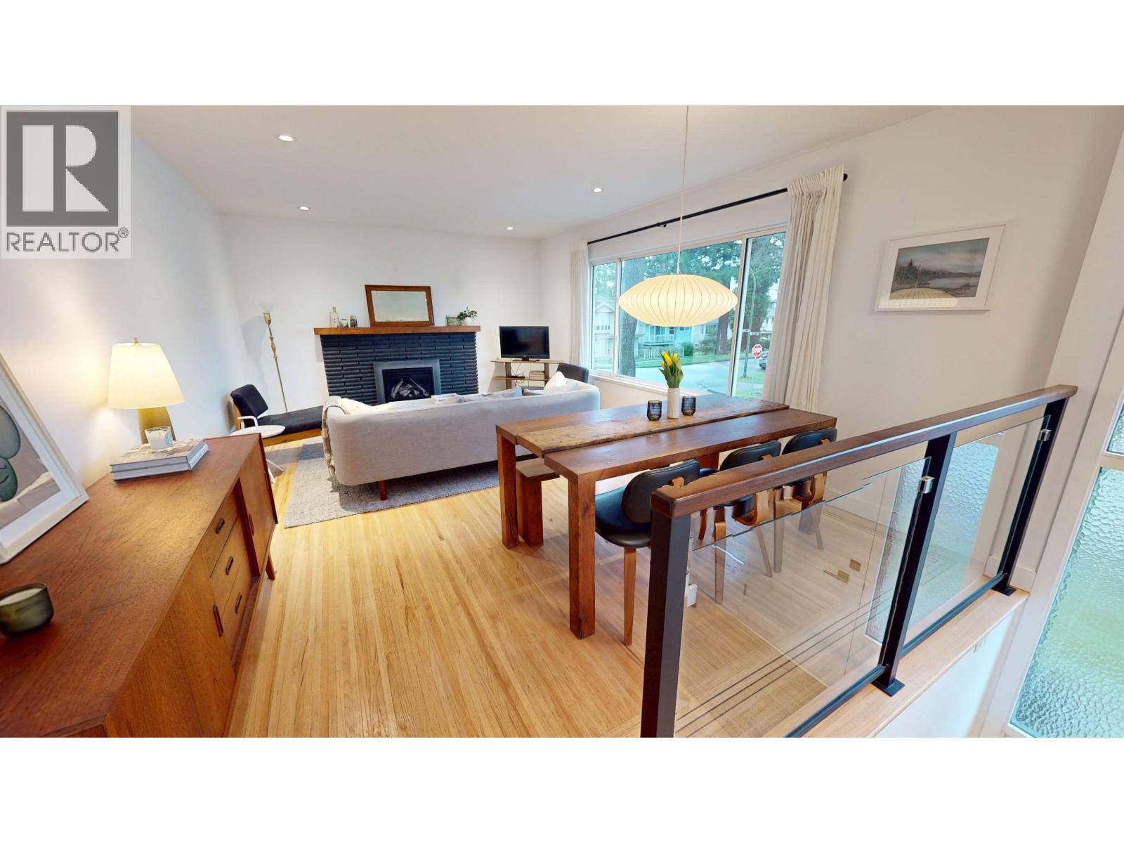 995 47TH Avenue - photo 2