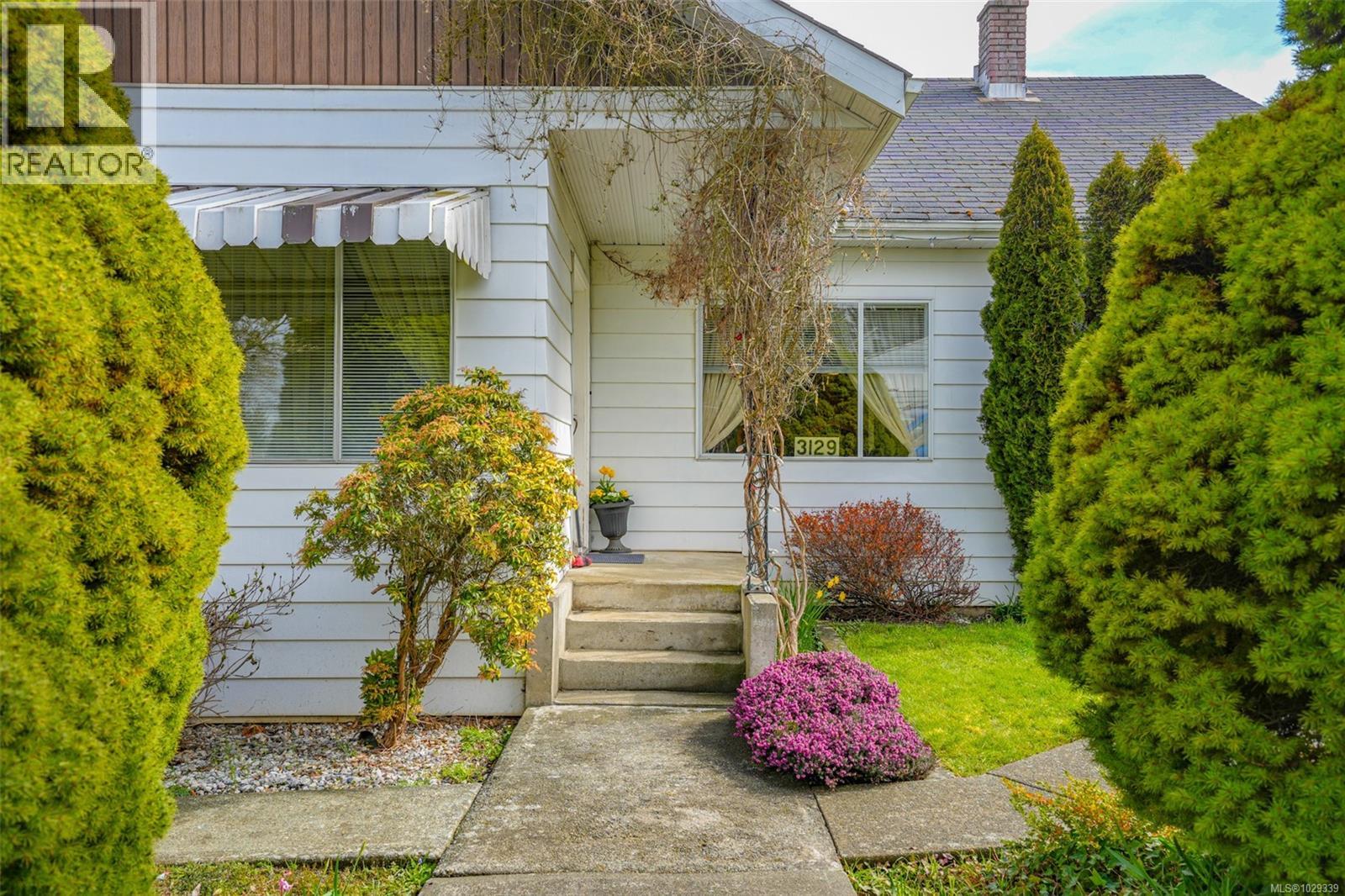 3129 10th Ave - 1