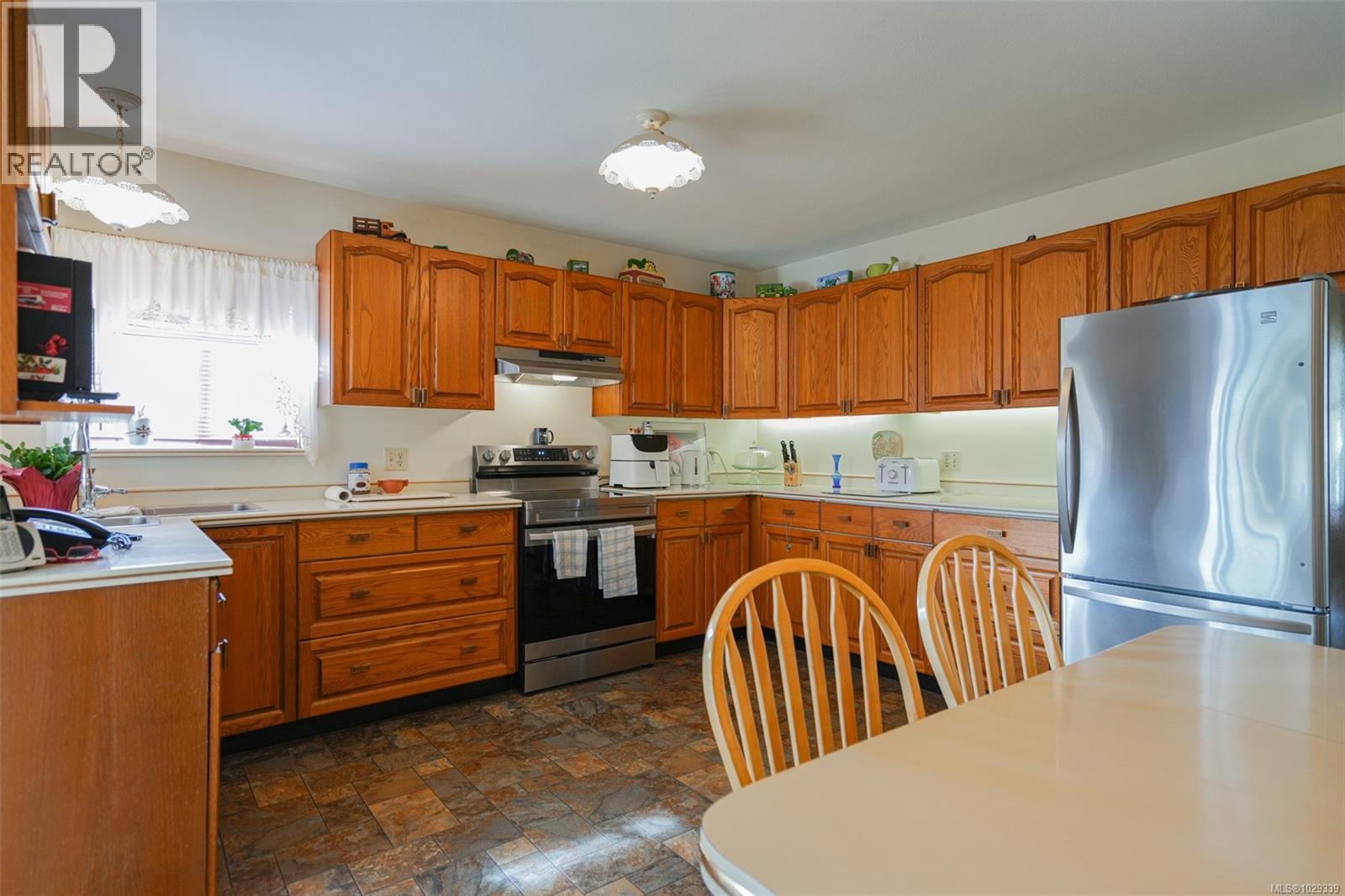 3129 10th Ave - 10