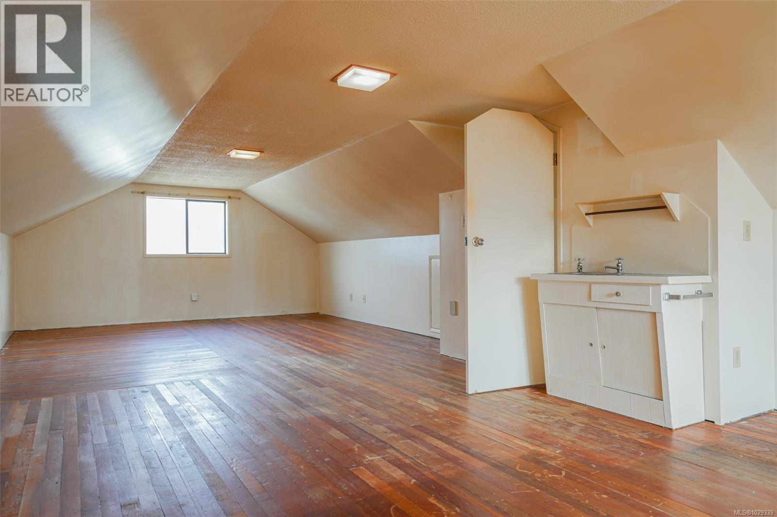 3129 10th Ave - 27