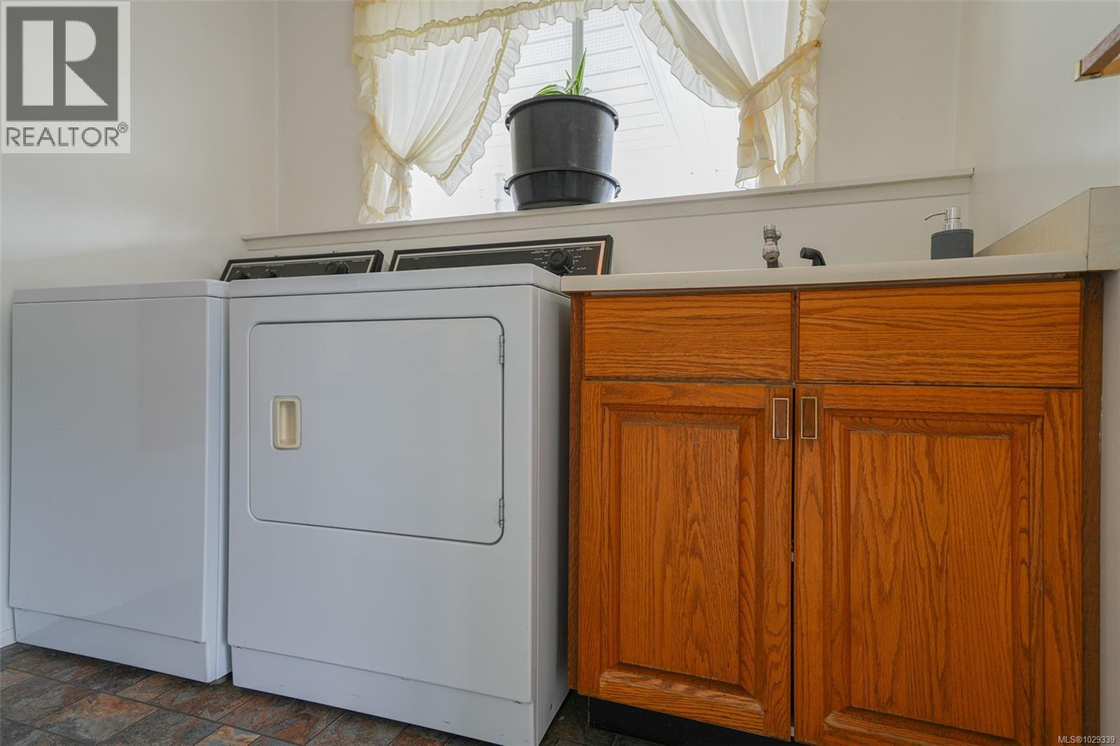 3129 10th Ave - 30