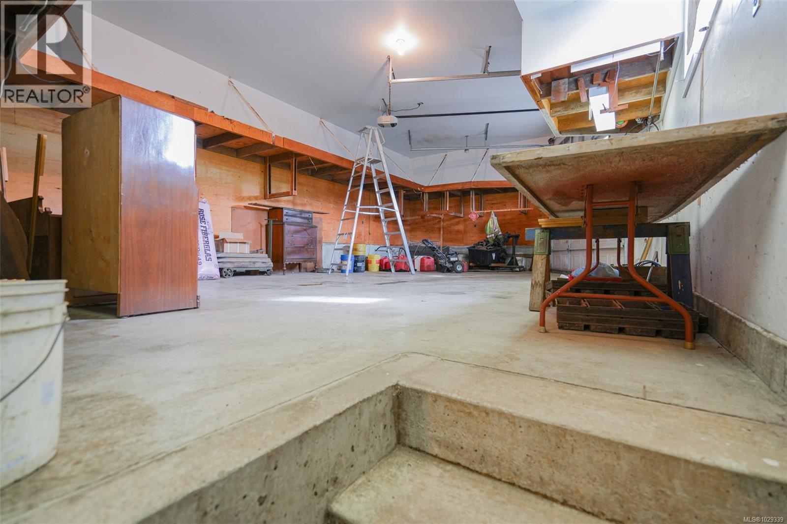 3129 10th Ave - 44