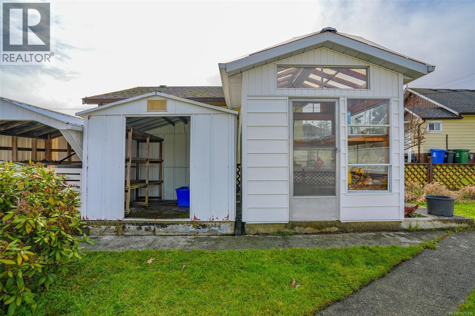 3129 10th Ave - 55