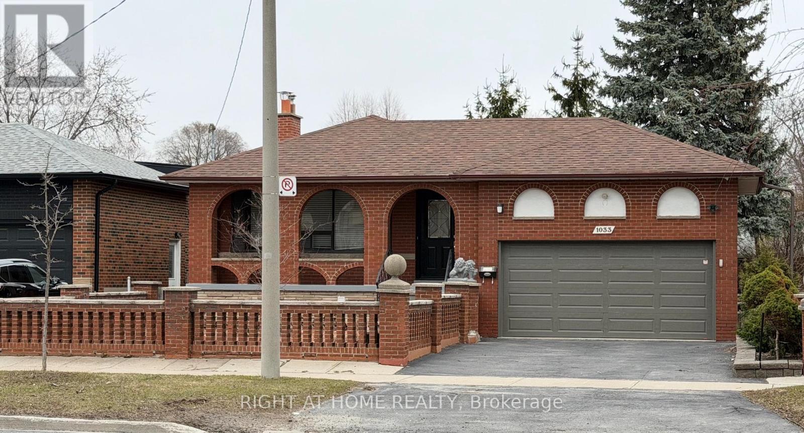 1033 ISLINGTON AVENUE