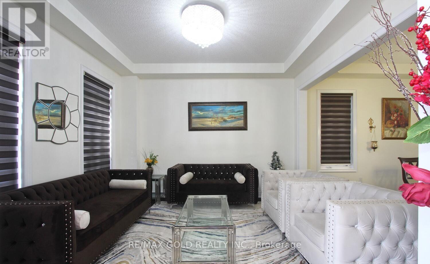 14 LADBROOK CRESCENT - 7