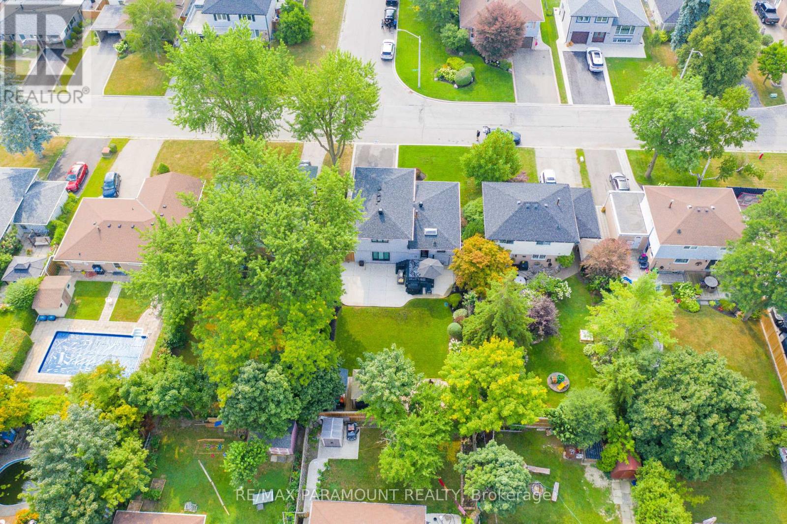 10 FARMINGTON DRIVE,Brampton (Brampton East),,