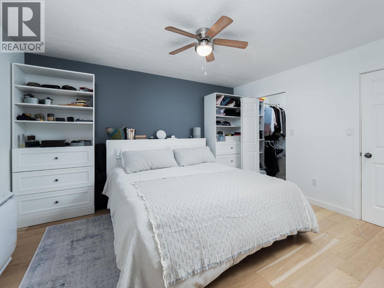 1906 CLEARWOOD CRESCENT - 14