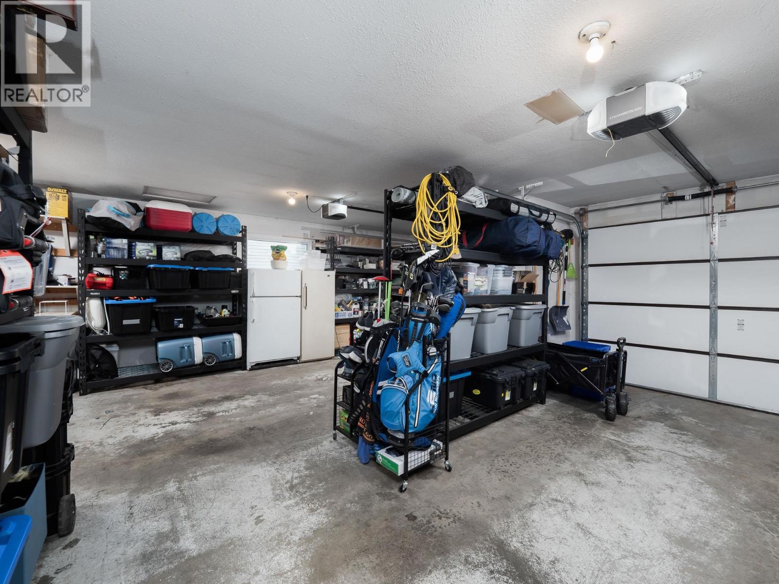 1906 CLEARWOOD CRESCENT - 26