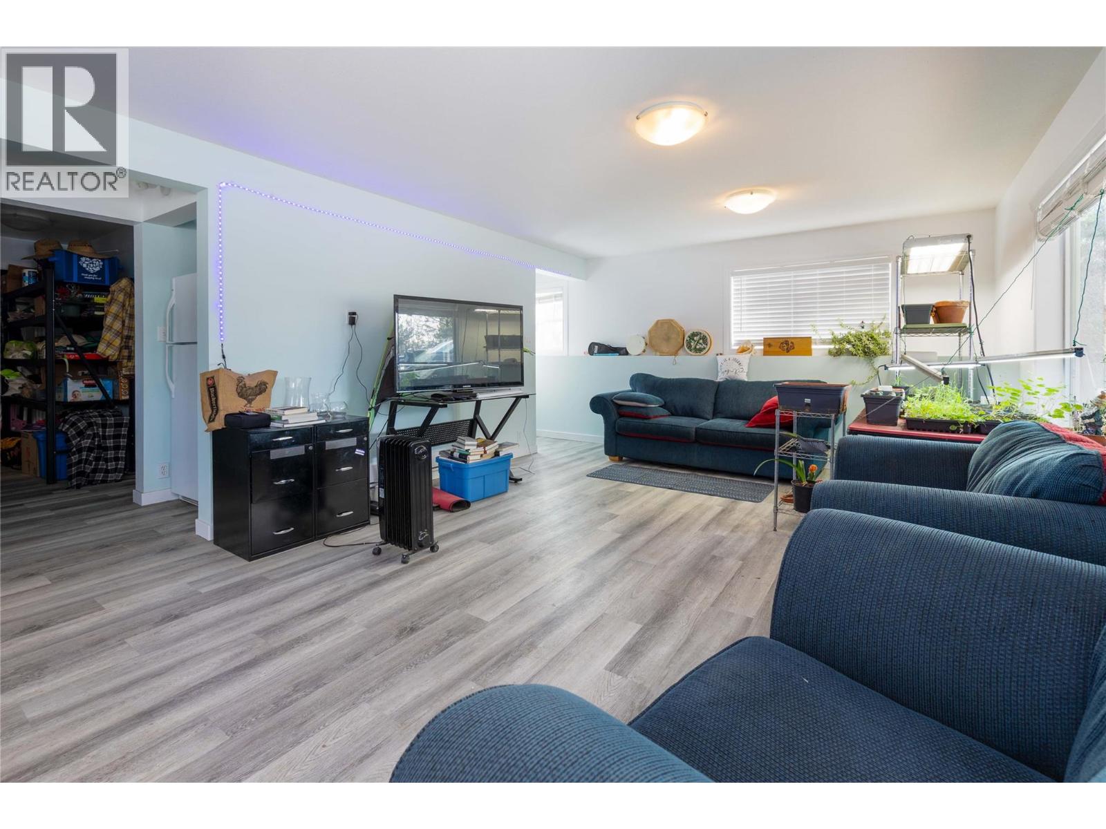  3230 Salmon River Road, Salmon Arm