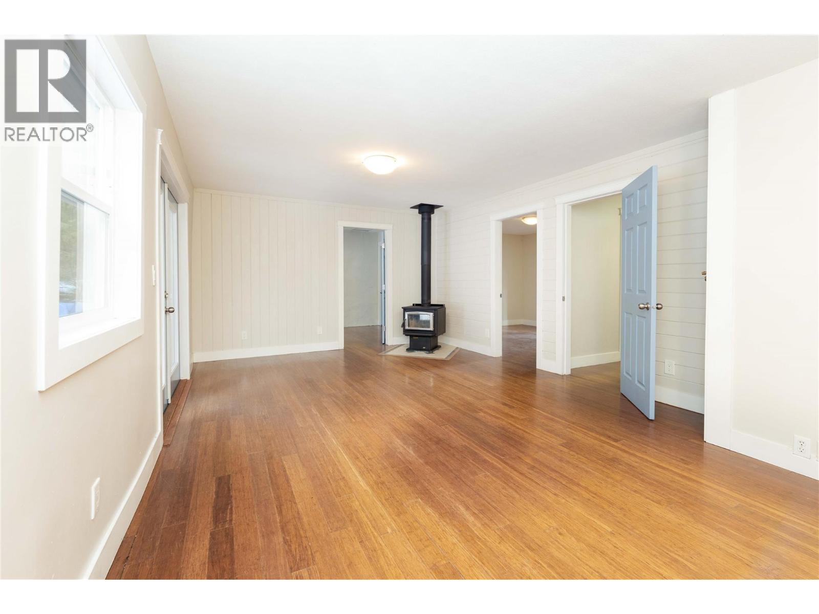  3230 Salmon River Road, Salmon Arm